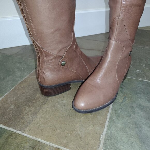 Sole Bound by Baretraps Knee High Tall Leather Riding Boots - Picture 3 of 5